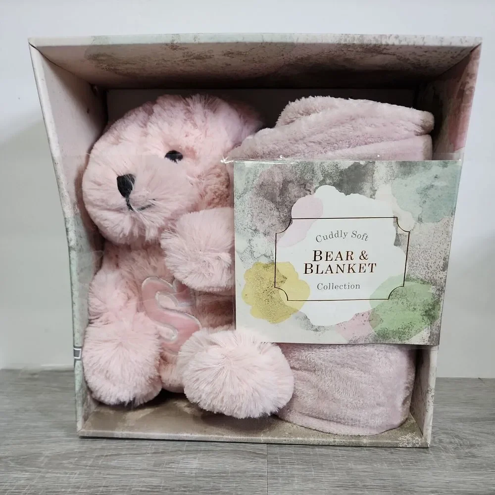 Cuddly Soft BEAR AND BLANKET Collection 2 PIECE GIFT SET PINK‎ With Letter S